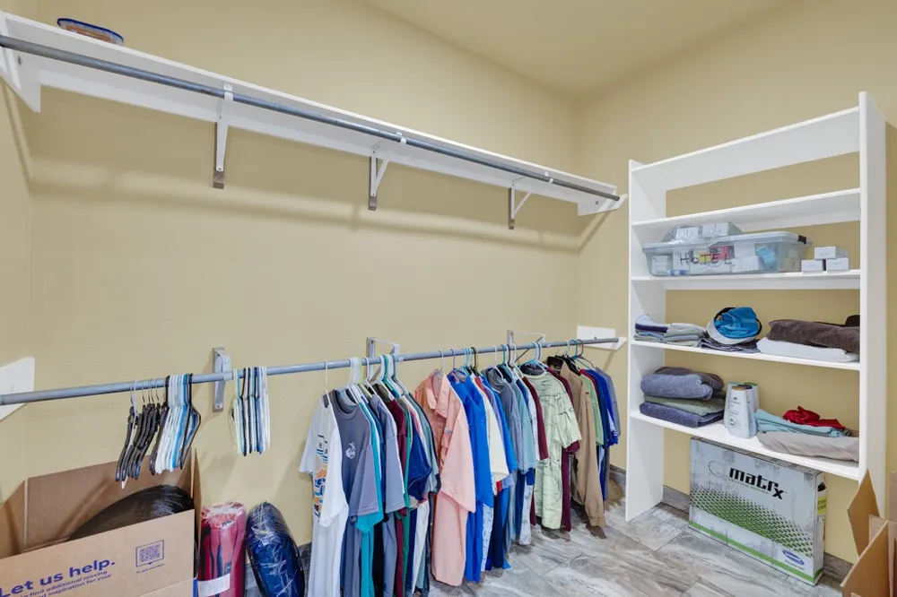 204 Falling Hills New Braunfels, TX 78132
