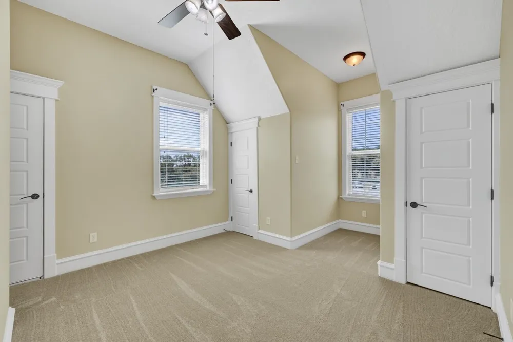 204 Falling Hills New Braunfels, TX 78132