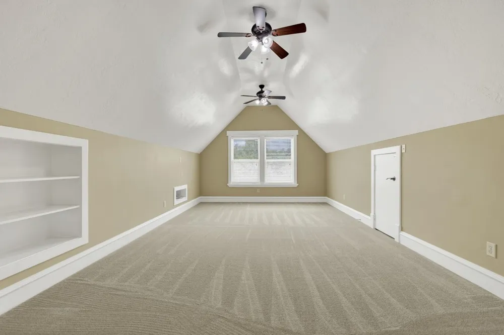 204 Falling Hills New Braunfels, TX 78132