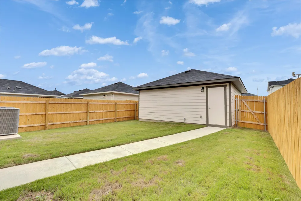 304 Azua Path Bastrop, TX 78602