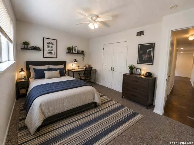 11057 White Sands Live Oak, TX 78233