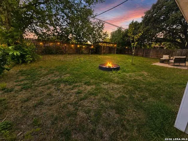 11057 White Sands Live Oak, TX 78233