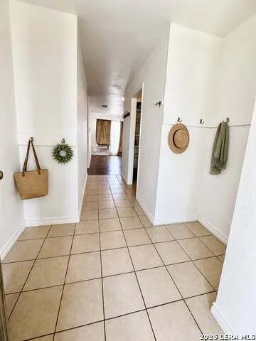 11057 White Sands Live Oak, TX 78233