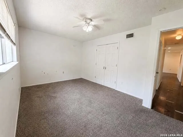 11057 White Sands Live Oak, TX 78233