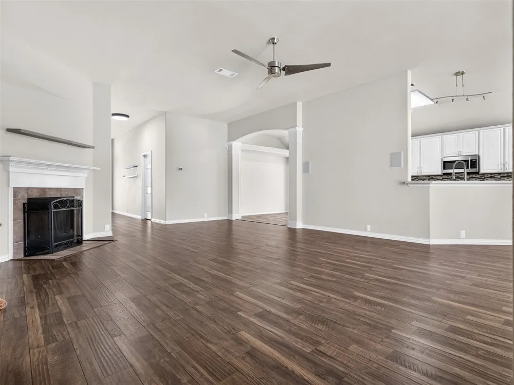 1049 Broken Spoke Drive Little Elm, TX 75068