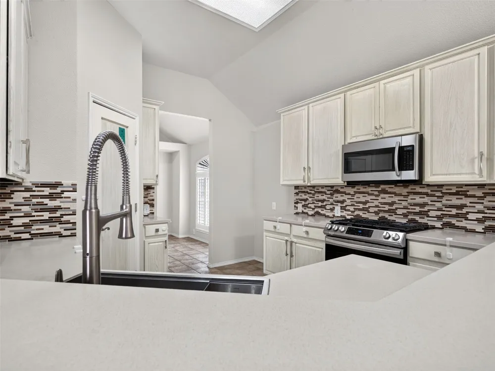 1049 Broken Spoke Drive Little Elm, TX 75068