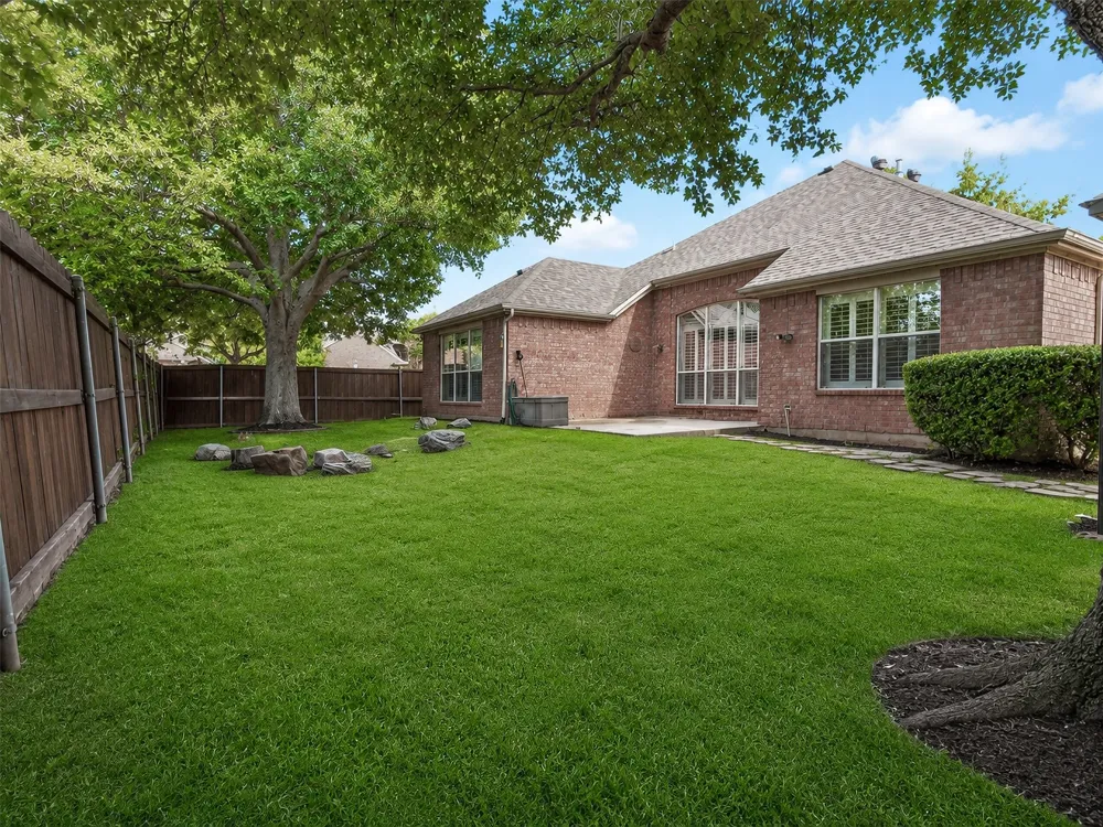 1049 Broken Spoke Drive Little Elm, TX 75068