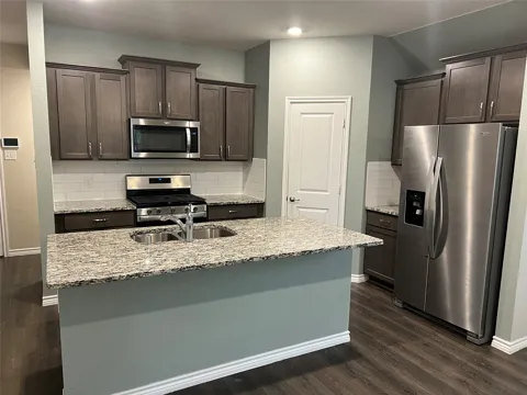 1007 Branding Iron Lane