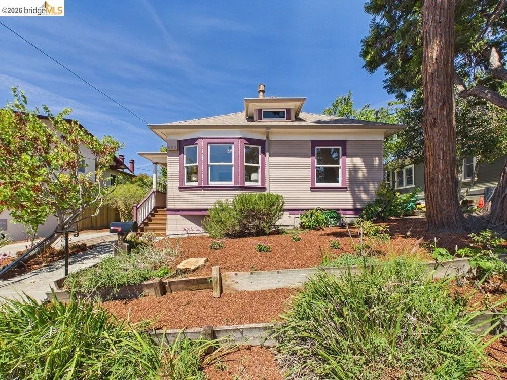 3621 Rhoda Ave Oakland, CA 94602