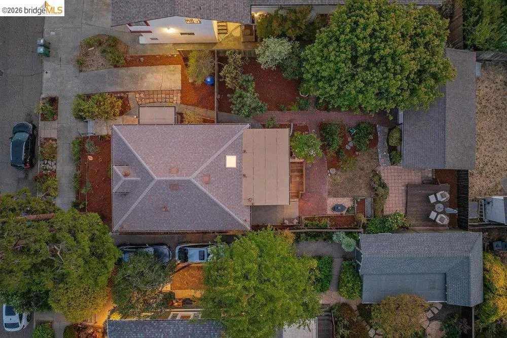 3621 Rhoda Ave Oakland, CA 94602