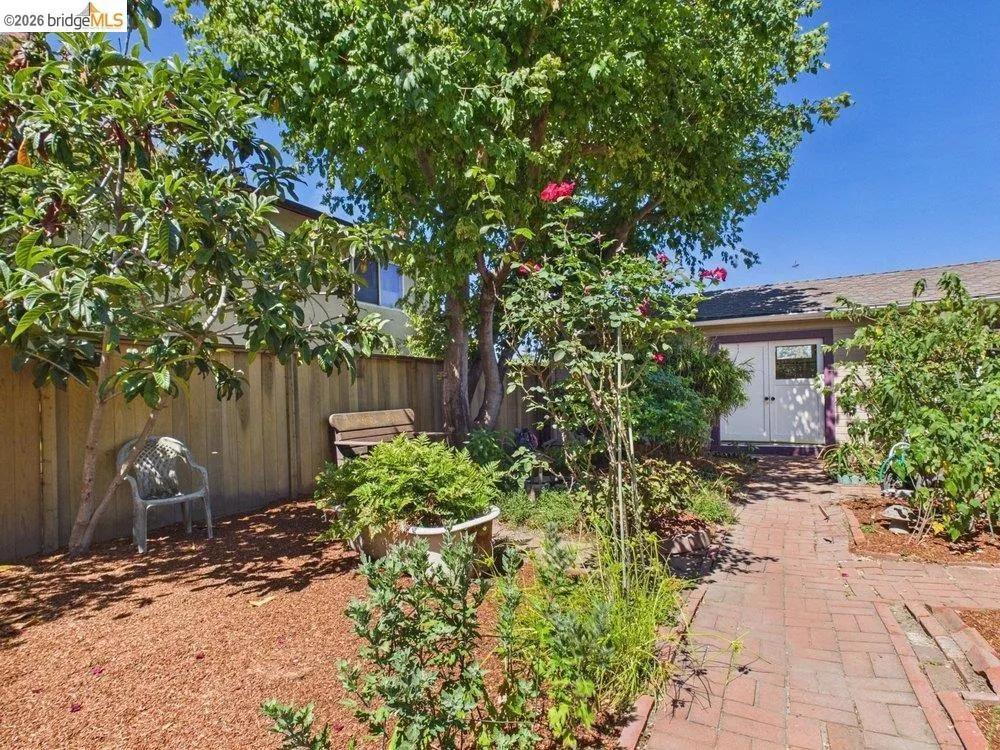 3621 Rhoda Ave Oakland, CA 94602