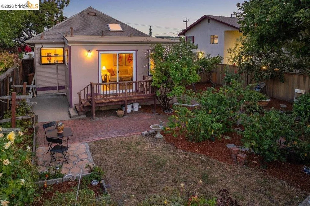 3621 Rhoda Ave Oakland, CA 94602