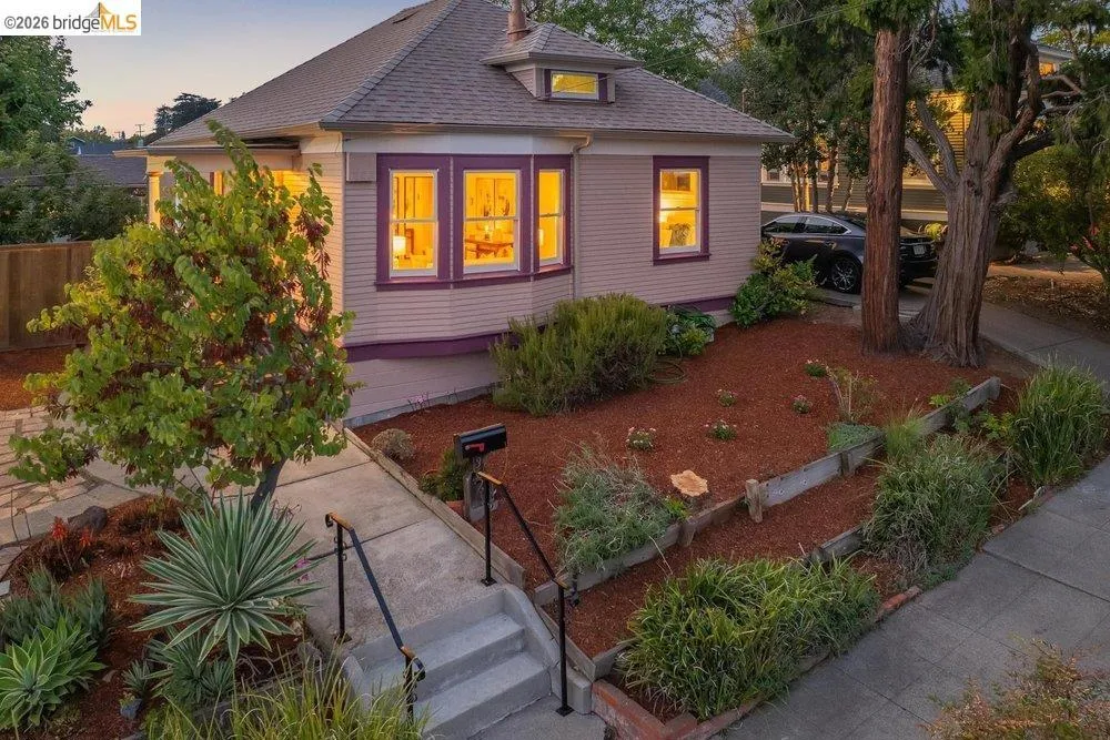 3621 Rhoda Ave Oakland, CA 94602