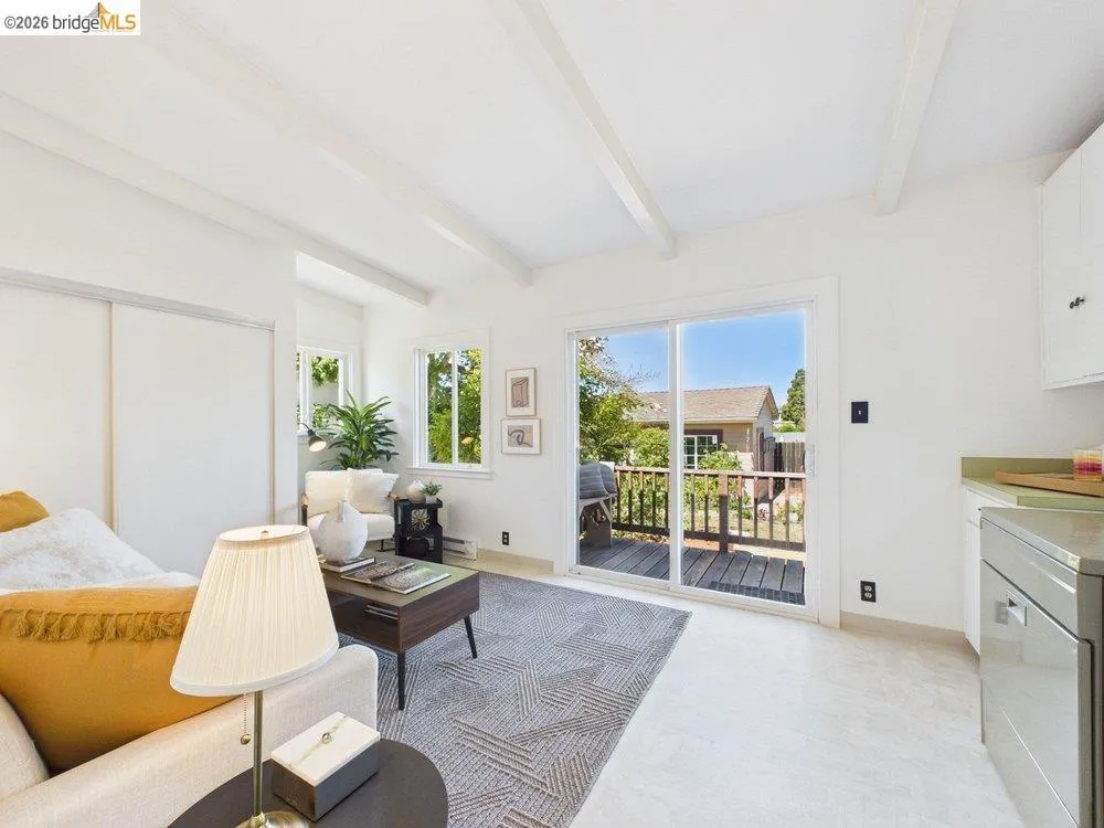 3621 Rhoda Ave Oakland, CA 94602