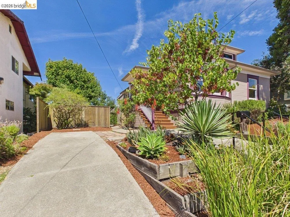 3621 Rhoda Ave Oakland, CA 94602