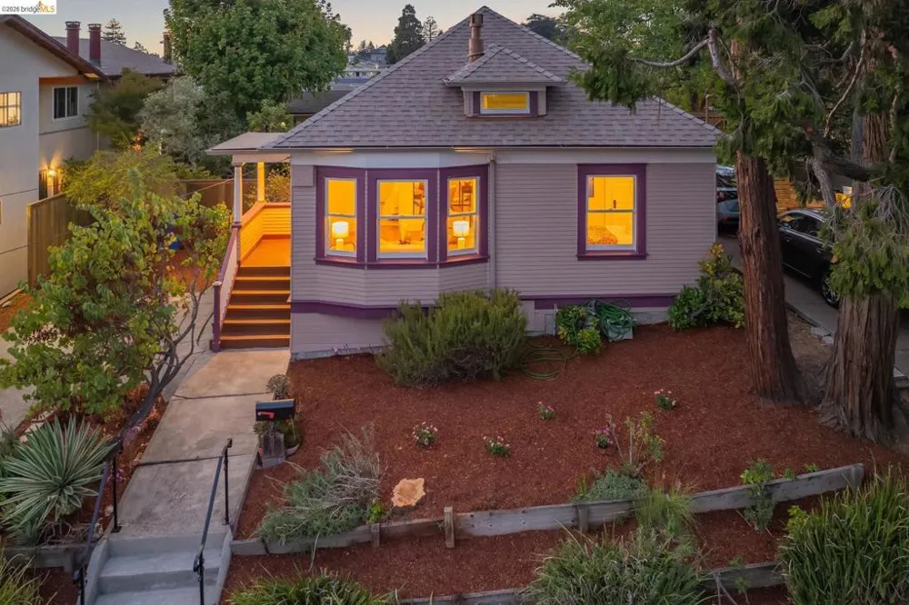 3621 Rhoda Ave Oakland, CA 94602
