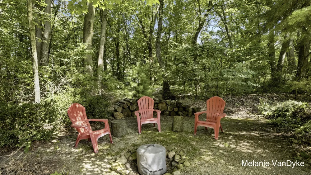 5133 Brownstone Drive NE Rockford, MI 49341