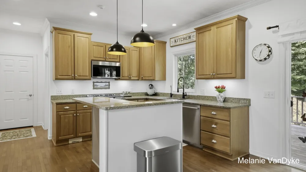 5133 Brownstone Drive NE Rockford, MI 49341