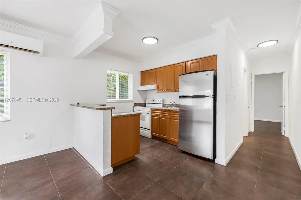 520 NE 82nd Ter #5 Miami, FL 33138