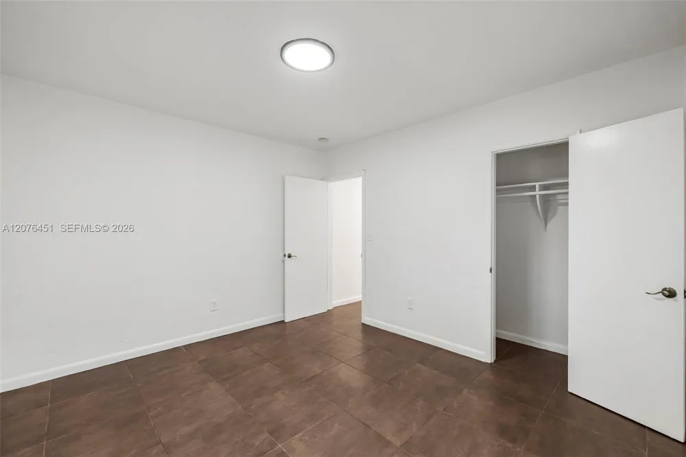 520 NE 82nd Ter #5 Miami, FL 33138