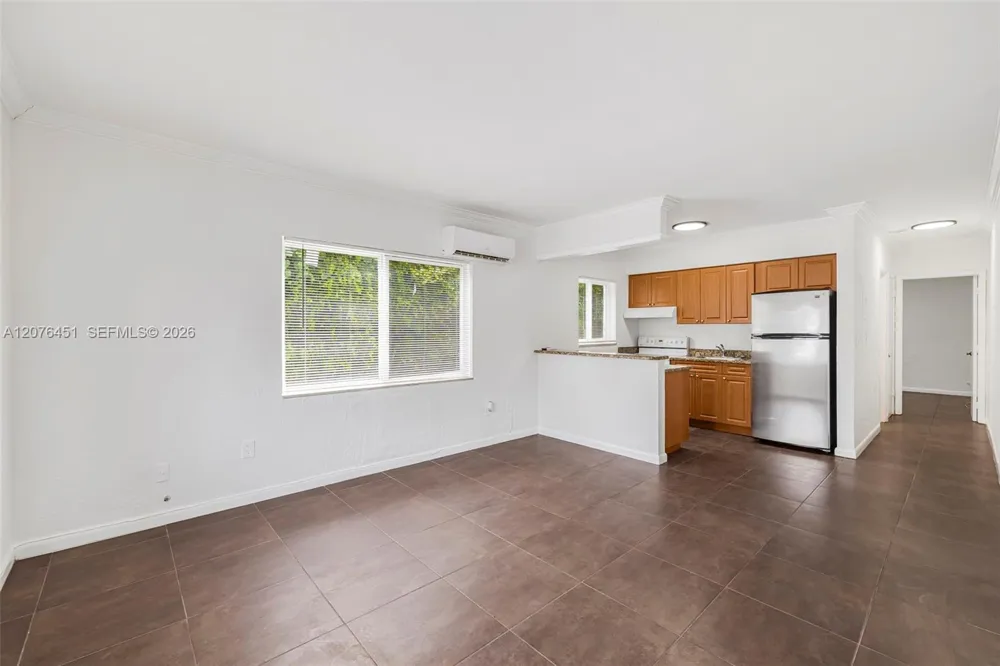 520 NE 82nd Ter #5 Miami, FL 33138