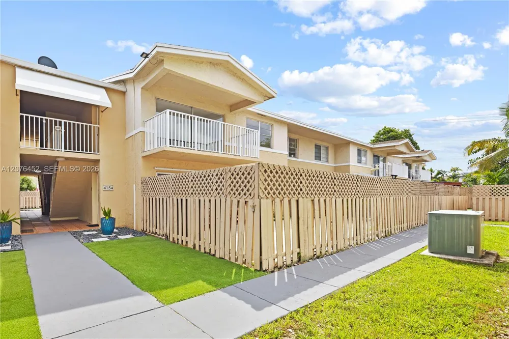 4154 NW 79th Ave #2A Doral, FL 33166