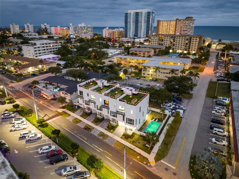 1000 Riverside Dr Pompano Beach, FL 33062