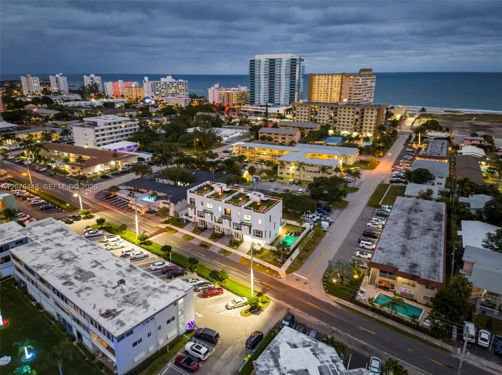 1000 Riverside Dr Pompano Beach, FL 33062