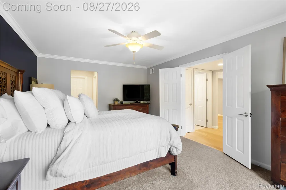 822 Deer Court Plymouth City, MI 48170