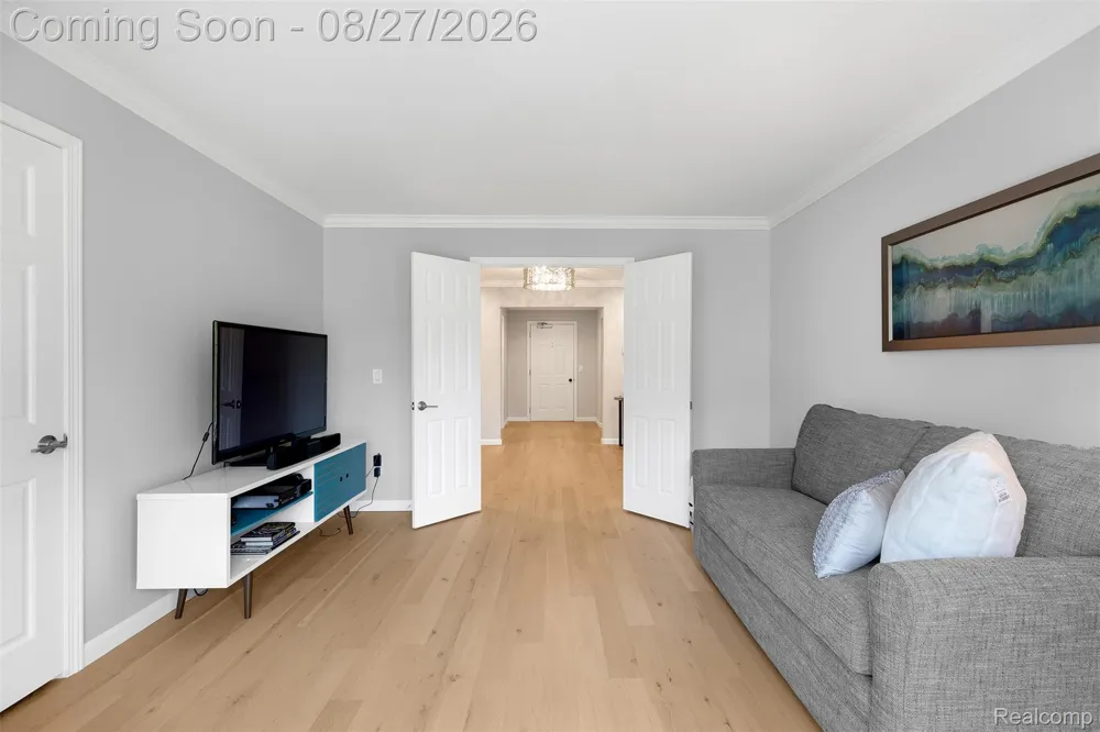 822 Deer Court Plymouth City, MI 48170