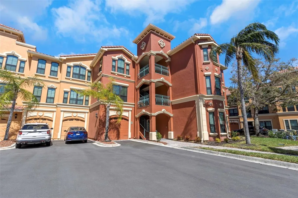 2730 VIA TIVOLI #321B Clearwater, FL 33764