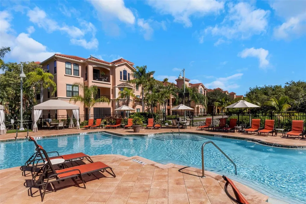 2730 VIA TIVOLI #321B Clearwater, FL 33764