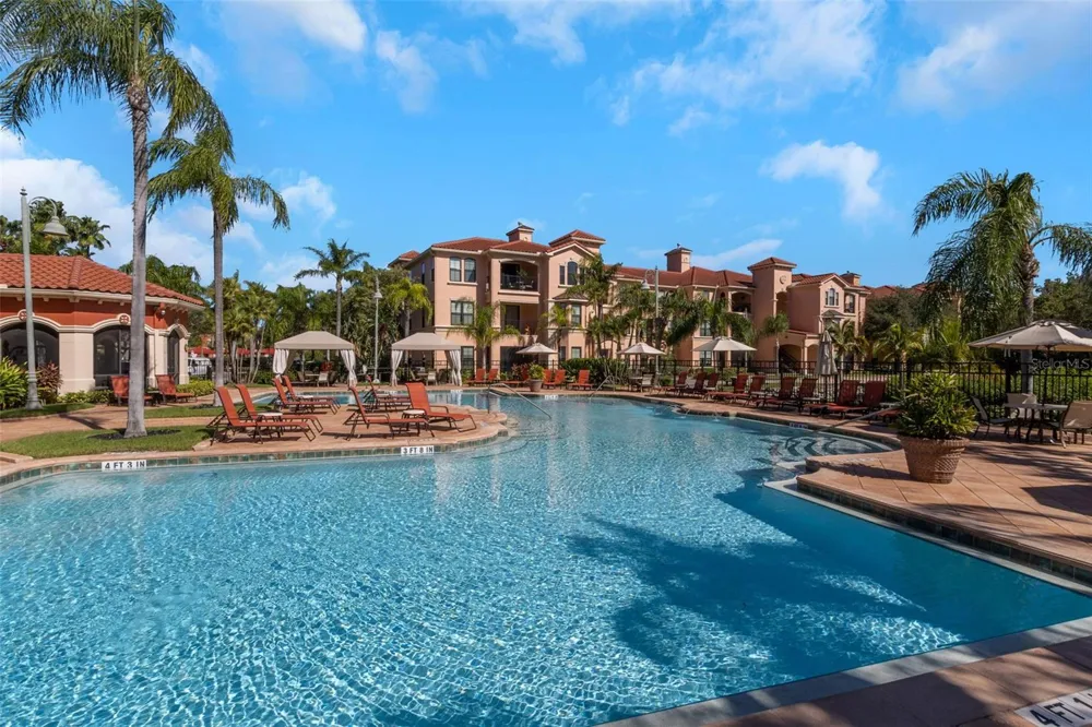 2730 VIA TIVOLI #321B Clearwater, FL 33764