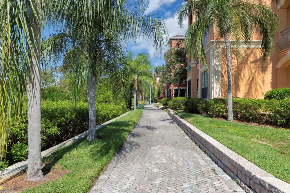 2730 VIA TIVOLI #321B Clearwater, FL 33764
