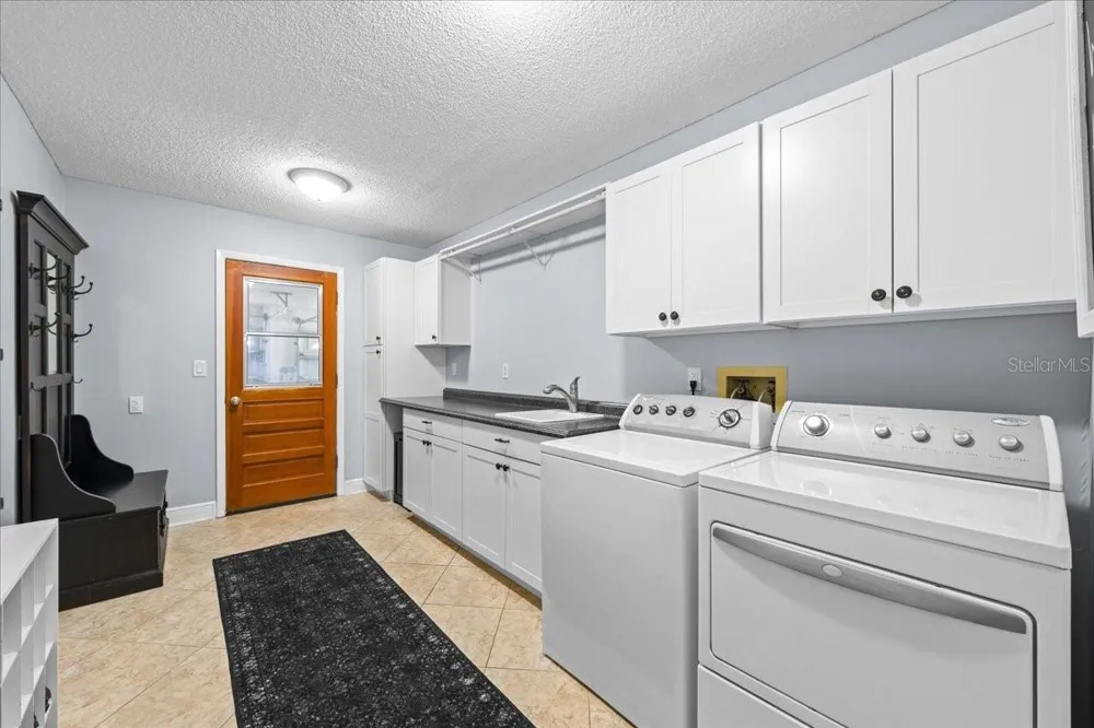 2995 EXETER DRIVE Clearwater, FL 33761