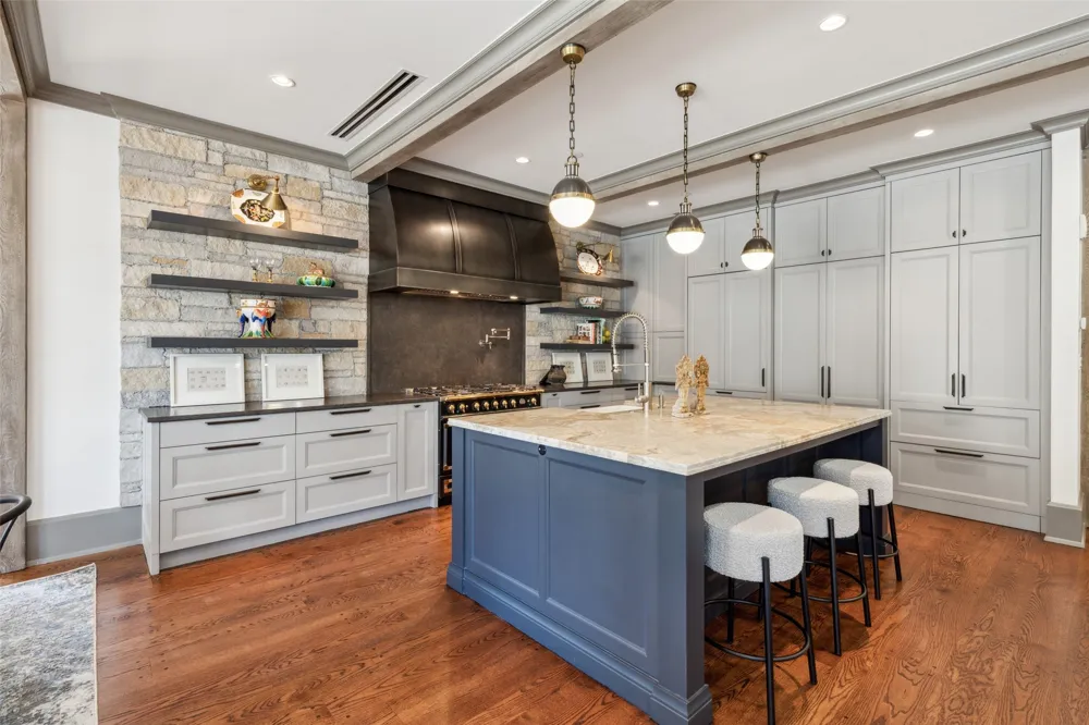 2300 Wolf Street #3D Dallas, TX 75201