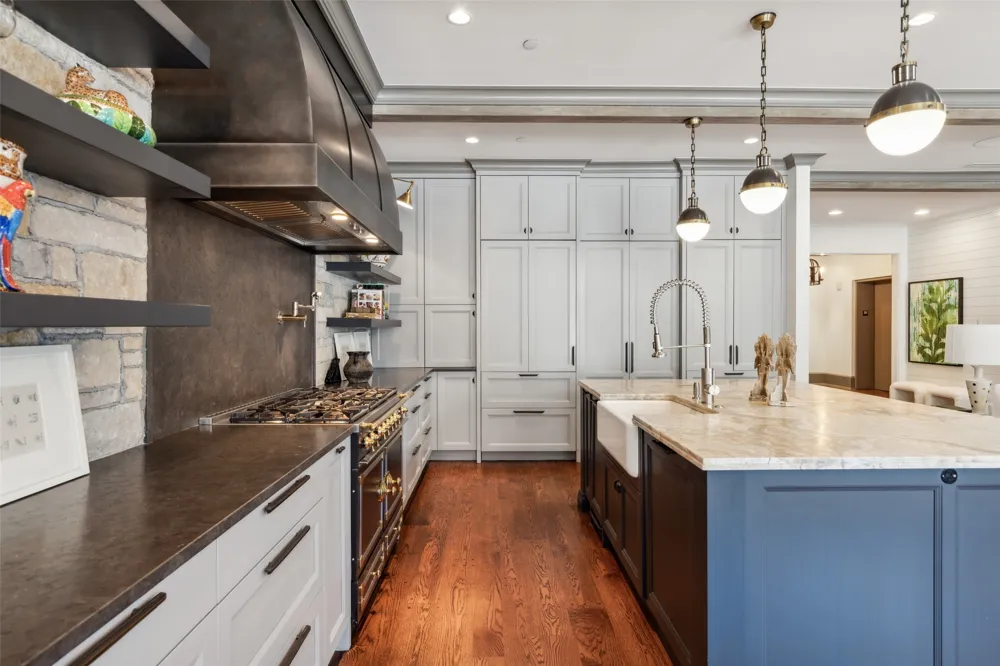 2300 Wolf Street #3D Dallas, TX 75201