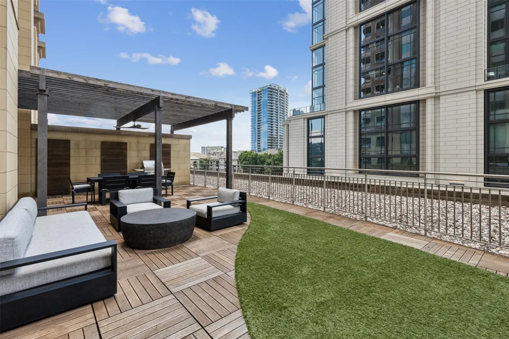2300 Wolf Street #3D Dallas, TX 75201