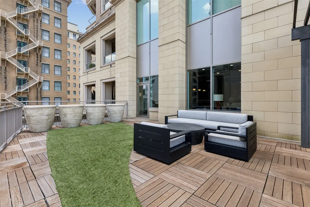 2300 Wolf Street #3D Dallas, TX 75201