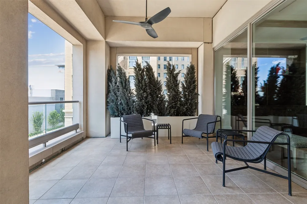 2300 Wolf Street #3D Dallas, TX 75201