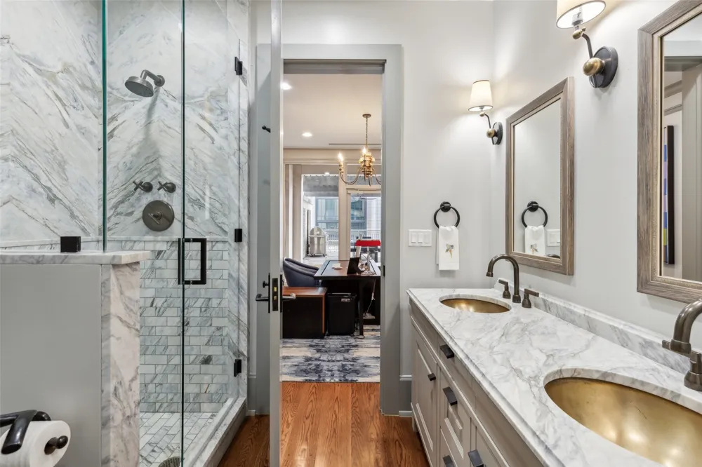 2300 Wolf Street #3D Dallas, TX 75201