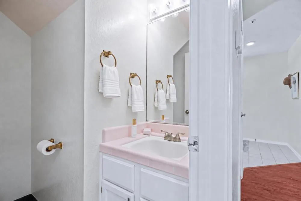 2430 Camden Court Santa Cruz, CA 95065