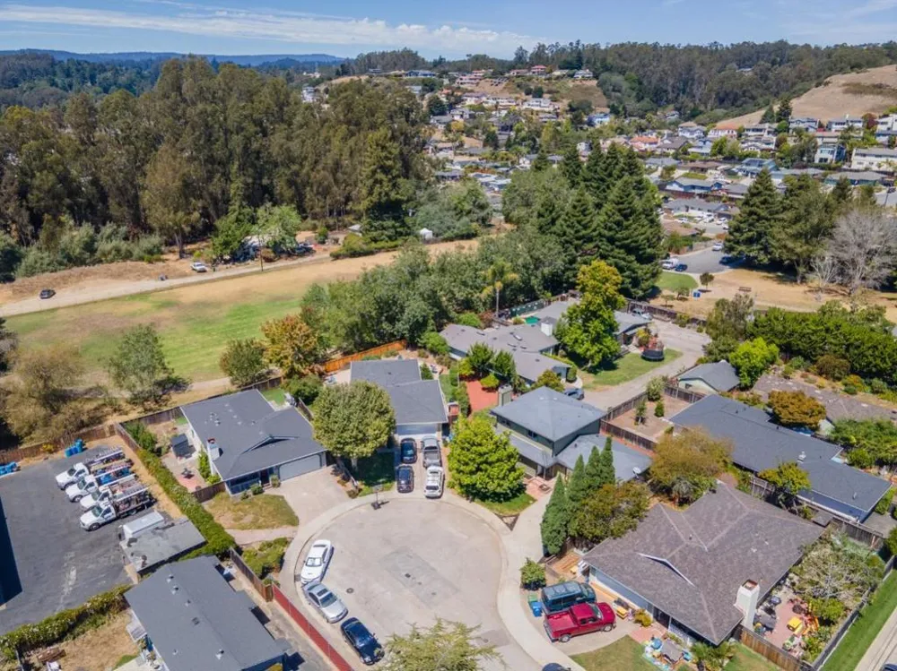 2430 Camden Court Santa Cruz, CA 95065