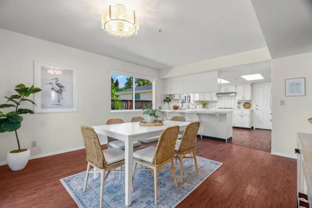 2430 Camden Court Santa Cruz, CA 95065