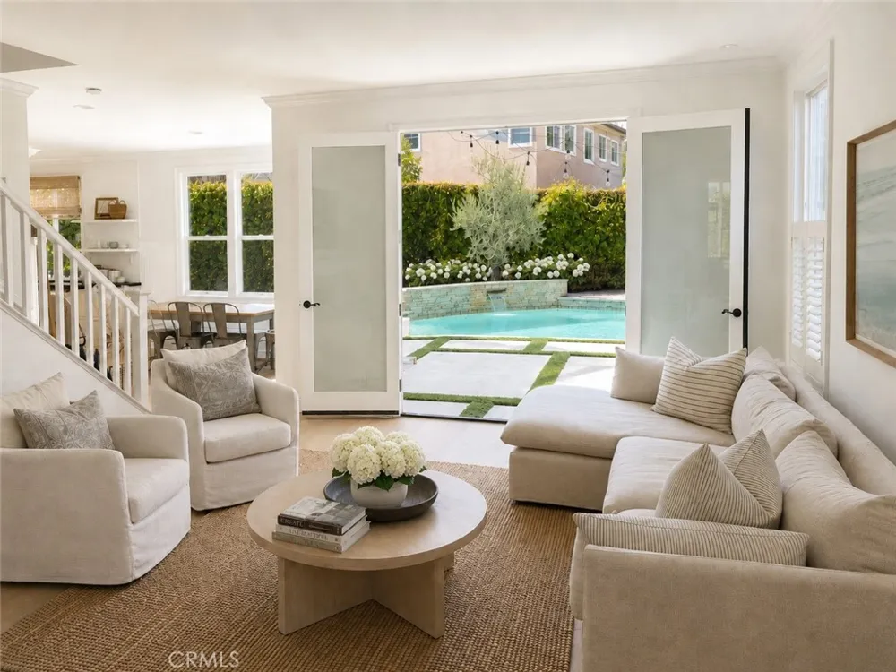 64 Trail Canyon Aliso Viejo, CA 92656