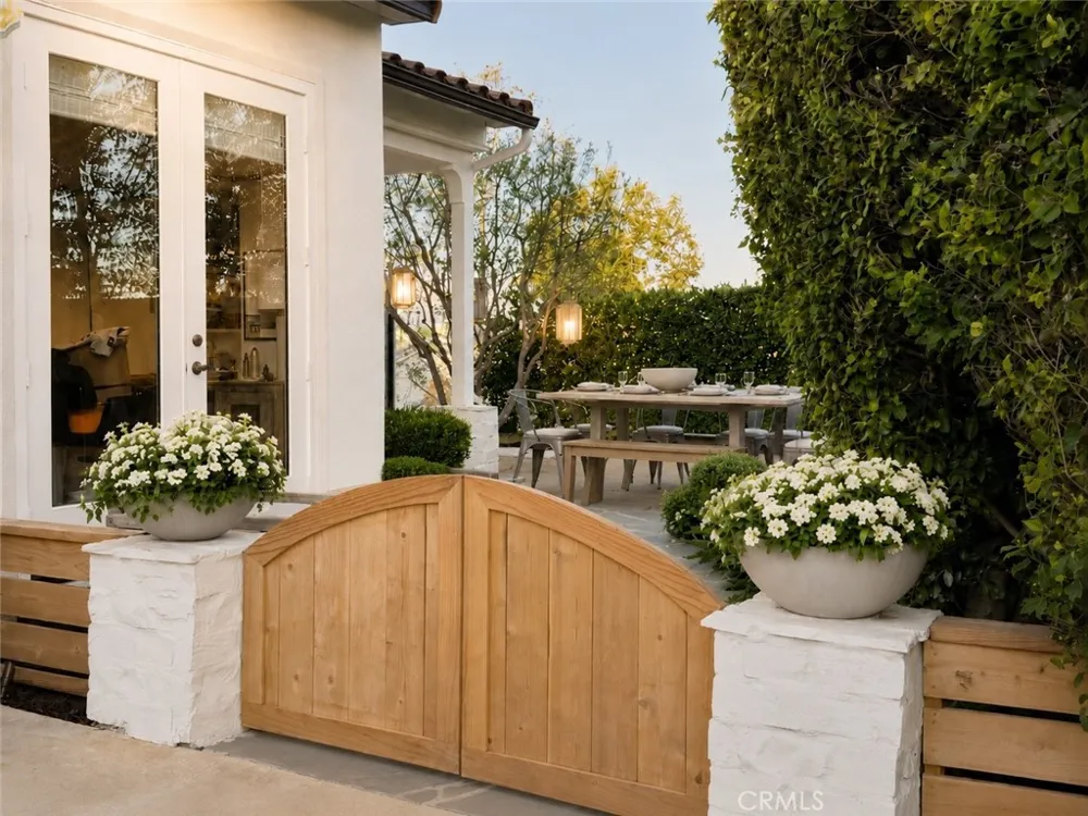 64 Trail Canyon Aliso Viejo, CA 92656