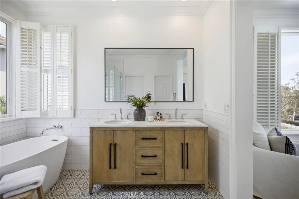 64 Trail Canyon Aliso Viejo, CA 92656