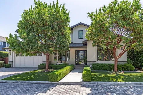 11 Rossi Lane