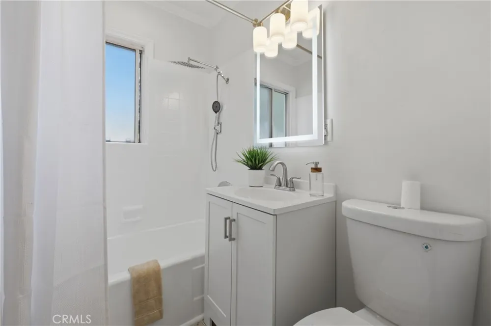 2860 Daisy Avenue Long Beach, CA 90806