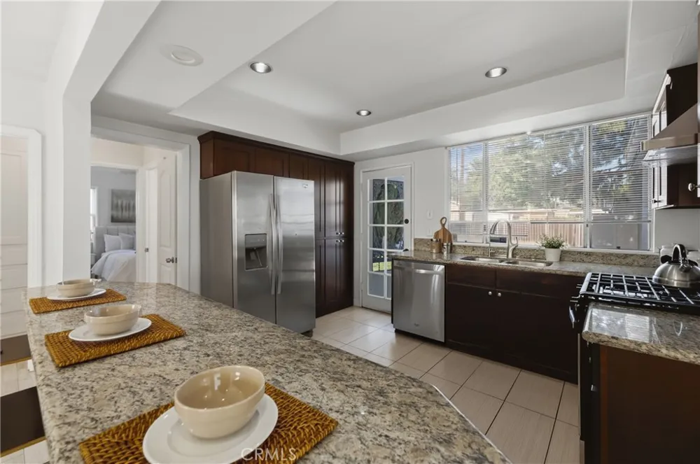 2860 Daisy Avenue Long Beach, CA 90806
